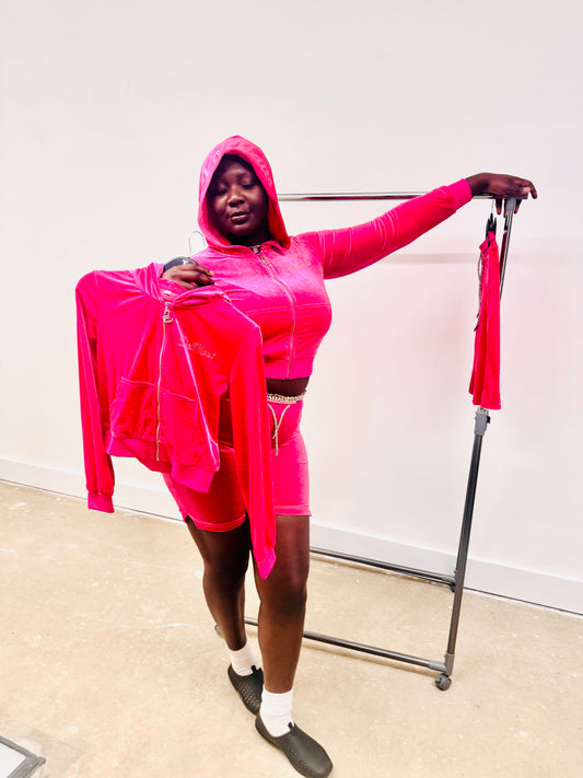 Classic Summer Doll 2-Piece Velvet Tracksuit – Hoodie & Capri Joggers